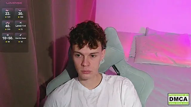 cute thomas online show from 12-22-25, 03:56