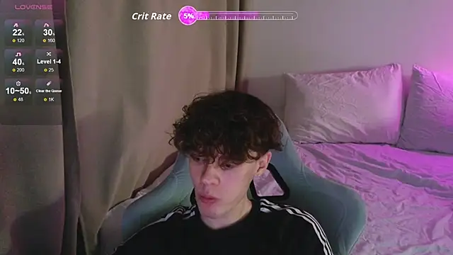 cute thomas online show from 04-20-26, 07:37