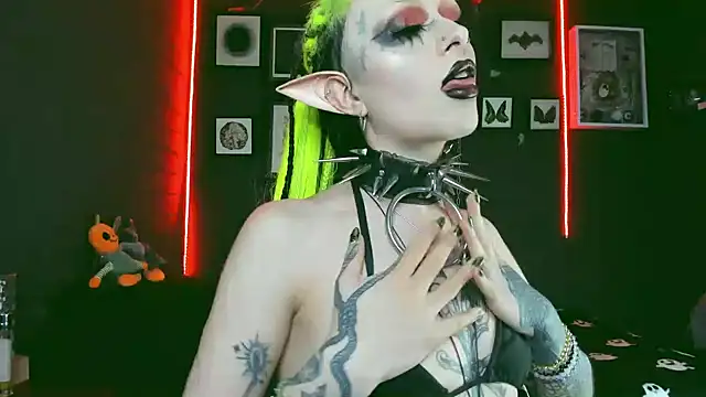 insania 9999  online show from 03-18-25, 07:33