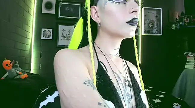 insania 9999  online show from 03-05-25, 06:01