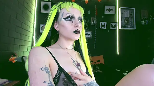 insania 9999  online show from 02-17-25, 08:49