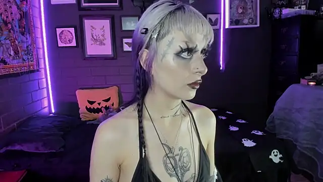 insania 9999  online show from 11-07-25, 05:50