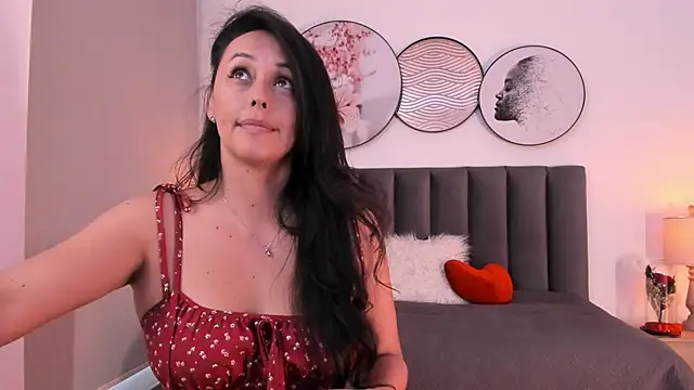 SaharaGarcia   online show from 09-29-25, 07:30