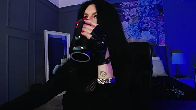 DomMelissaW online show from 03-19-26, 10:54