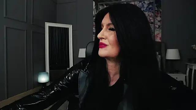 DomMelissaW online show from 11-06-25, 09:30