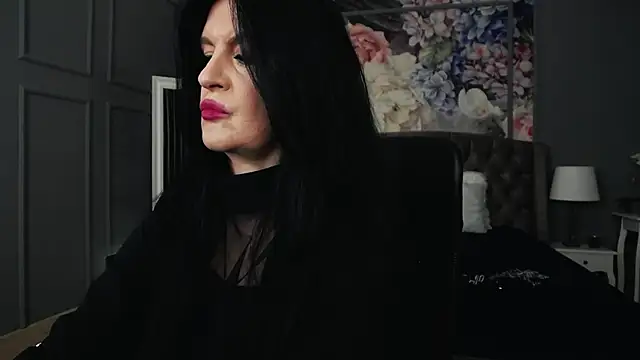 DomMelissaW online show from 10-08-25, 04:29