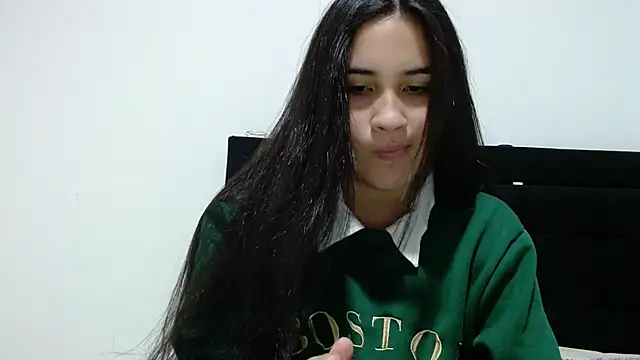 Snapshot of InocentHeaven1 chatting on 09-11-25, 12:49 InocentHeaven1 online show from 09-11-25, 12:49