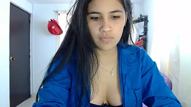 Snapshot of InocentHeaven1 chatting on 02-01-25, 12:47 InocentHeaven1 online show from 02-01-25, 12:47