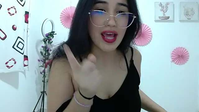 InocentHeaven1 online show from 10-27-25, 12:44