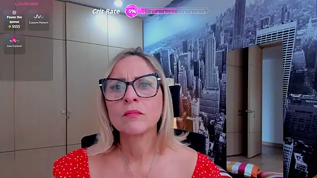 Snapshot of jane_turner chatting on 06-05-26, 01:17 jane turner online show from 06-05-26, 01:17