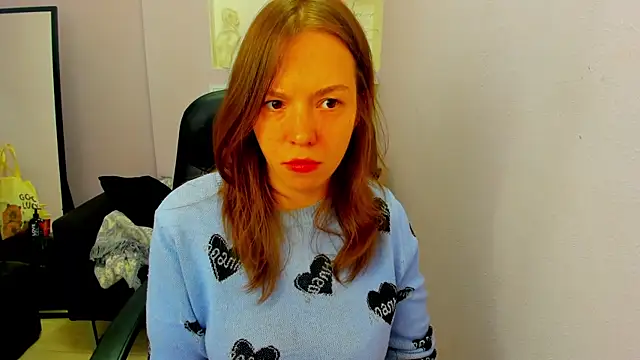 Persephoni online show from 04-14-26, 08:58