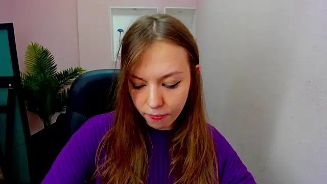 Persephoni online show from 10-05-25, 11:01