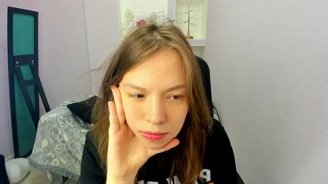 Persephoni online show from 03-20-26, 03:35