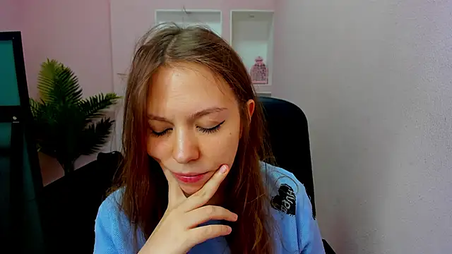 Persephoni online show from 10-07-25, 08:54