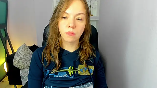 Persephoni online show from 04-26-26, 10:23