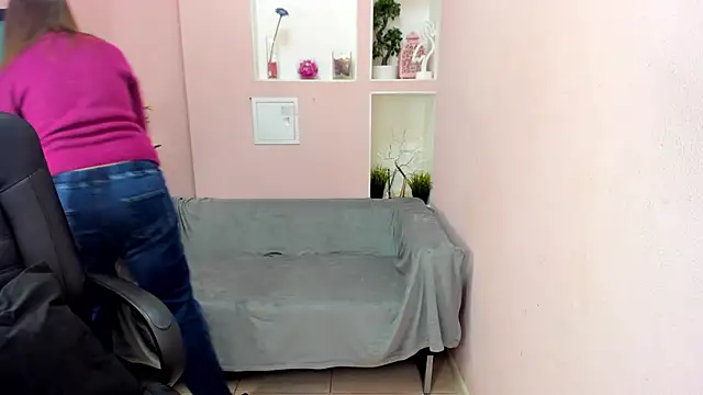 Persephoni online show from 01-12-26, 08:36