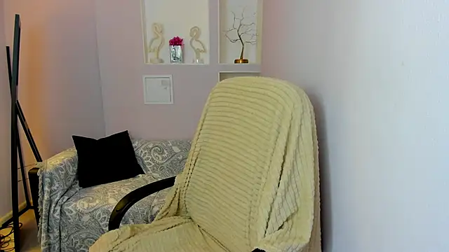 Snapshot of Persephoni chatting on 06-21-26, 10:32 Persephoni online show from 06-21-26, 10:32