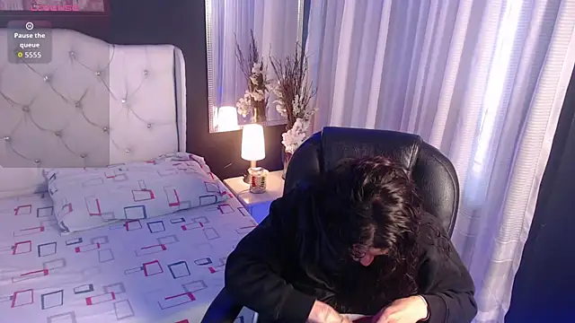 LiaVillalobos online show from 11-10-25, 12:54