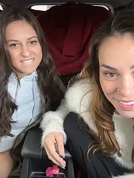 LeaGambit   online show from 11-21-25, 05:12