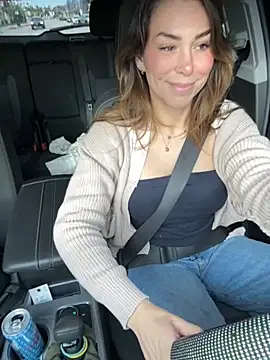 LeaGambit   online show from 02-20-26, 04:31