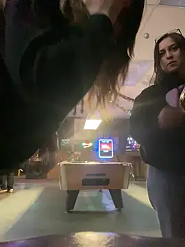 LeaGambit   online show from 12-20-24, 06:08