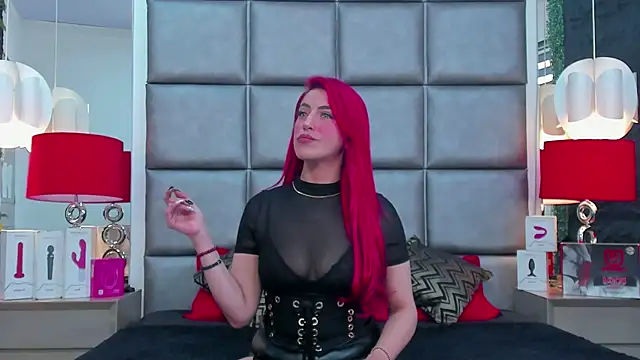 AllissaBrowm online show from 12-16-25, 04:11