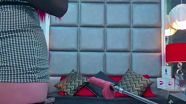 AllissaBrowm online show from 04-21-26, 04:46