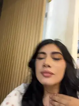 Snapshot of clarachanelricek chatting on 02-16-26, 07:45 clarachanelricek online show from 02-16-26, 07:45