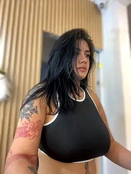 clarachanelricek online show from 10-15-25, 07:33