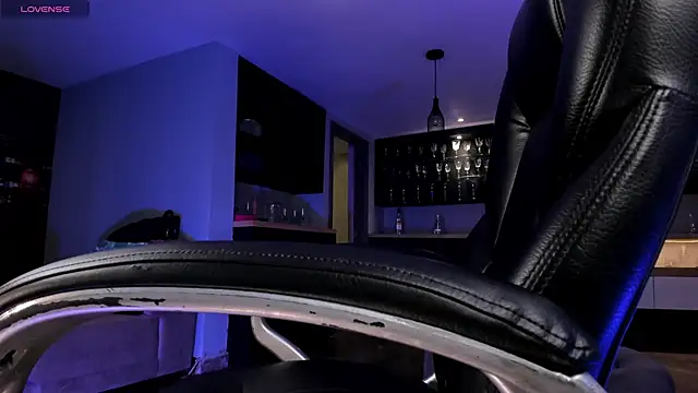 SophieBarnett online show from 11-04-25, 12:25