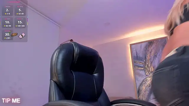 SophieBarnett online show from 10-09-25, 12:44