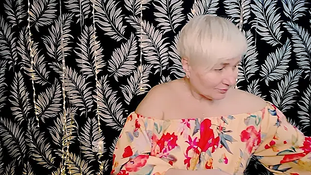 Olivia playful online show from 02-02-26, 12:15