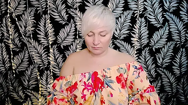 Olivia playful online show from 01-11-26, 12:45