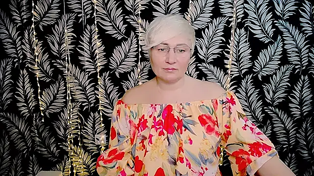 Olivia playful online show from 03-06-26, 12:44