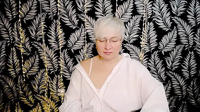 Olivia playful online show from 05-15-26, 10:24