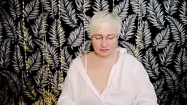 Olivia playful online show from 05-10-26, 10:30