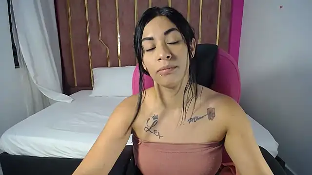 Snapshot of Chanel-24 chatting on 02-08-25, 07:49 Chanel-24 online show from 02-08-25, 07:49