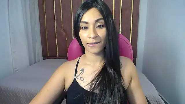 Snapshot of Chanel-24 chatting on 02-18-25, 03:42 Chanel-24 online show from 02-18-25, 03:42