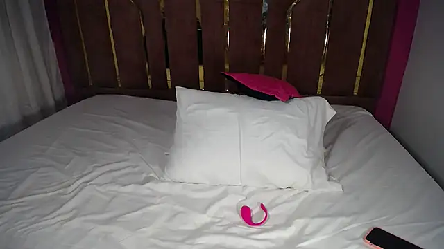 Snapshot of Chanel-24 chatting on 02-11-25, 05:37 Chanel-24 online show from 02-11-25, 05:37