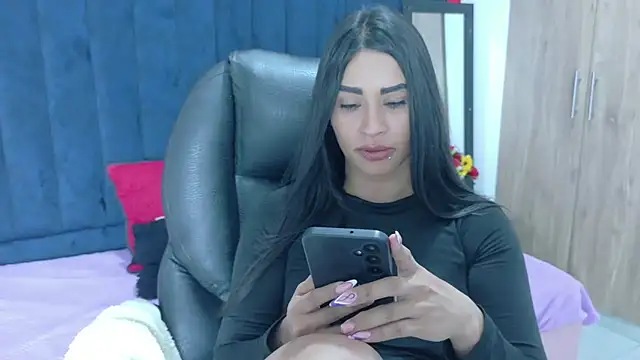 Snapshot of Chanel-24 chatting on 10-22-25, 03:06 Chanel-24 online show from 10-22-25, 03:06