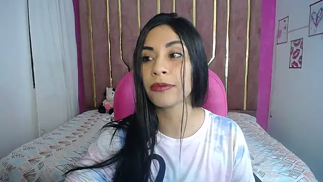 Snapshot of Chanel-24 chatting on 01-23-25, 02:02 Chanel-24 online show from 01-23-25, 02:02