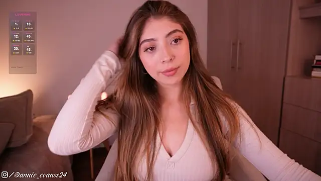 Snapshot of annie24_evans chatting on 10-30-25, 09:33 annie24 evans online show from 10-30-25, 09:33