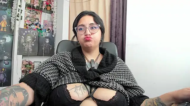  Ali Brinck  online show from 03-11-25, 05:35