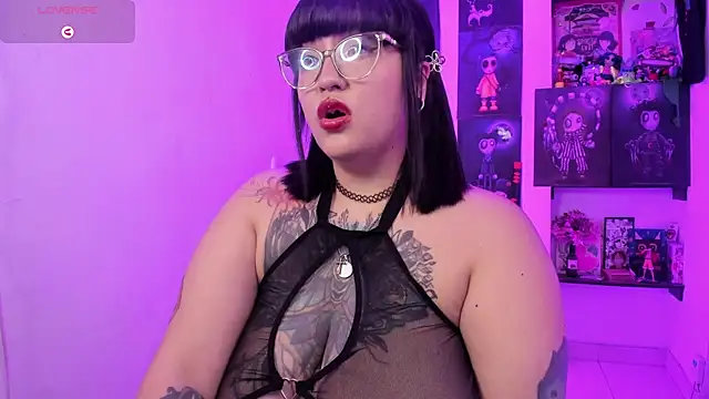  Ali Brinck  online show from 10-09-25, 02:01