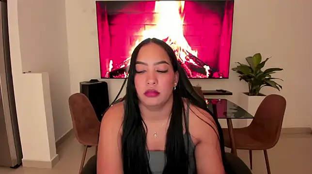 brunetenikole02 online show from 02-24-26, 01:50