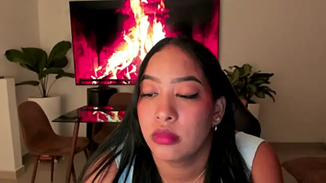 brunetenikole02 online show from 04-14-26, 02:05