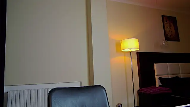 Friend12321 online show from 03-20-25, 10:40