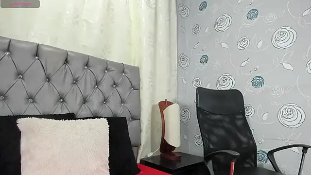 luna evaa online show from 01-14-26, 03:15