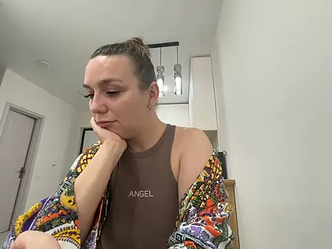 Snapshot of Janeee chatting on 02-22-26, 08:39 Janeee online show from 02-22-26, 08:39