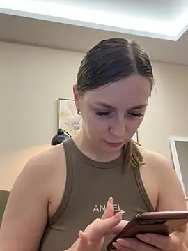 Janeee online show from 03-19-25, 04:24